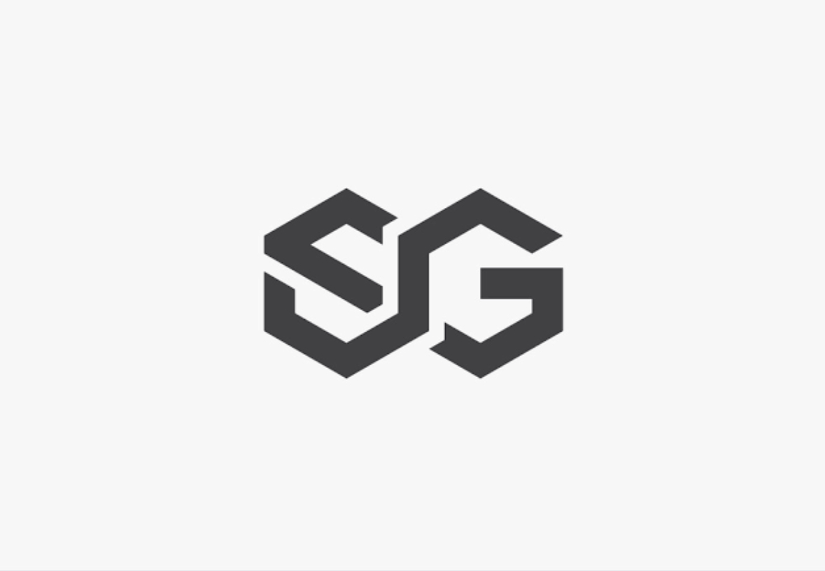 SWAGGI T-SHIRT