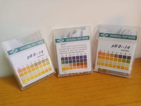pH Strip - 4 colour Indicator