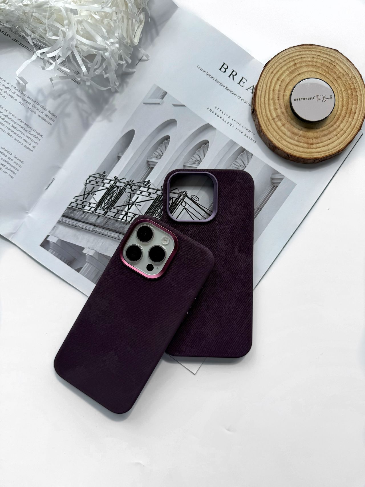 DARK PURPLE FLANNELETTE-LINED MAGSAFE PHONE CASE image