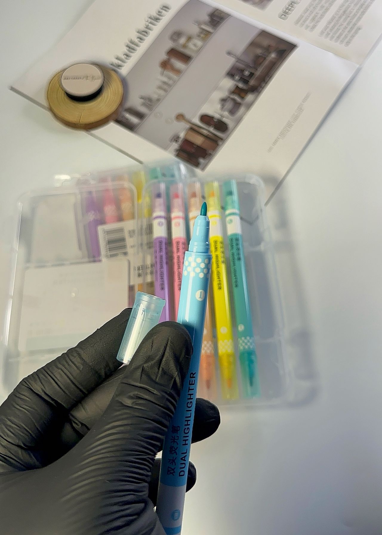 GENERIC HIGHLIGHTER PEN image