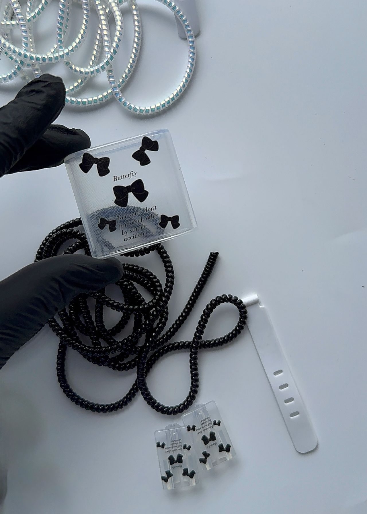 APPLE CHARGER PROTECTIVE CASE image