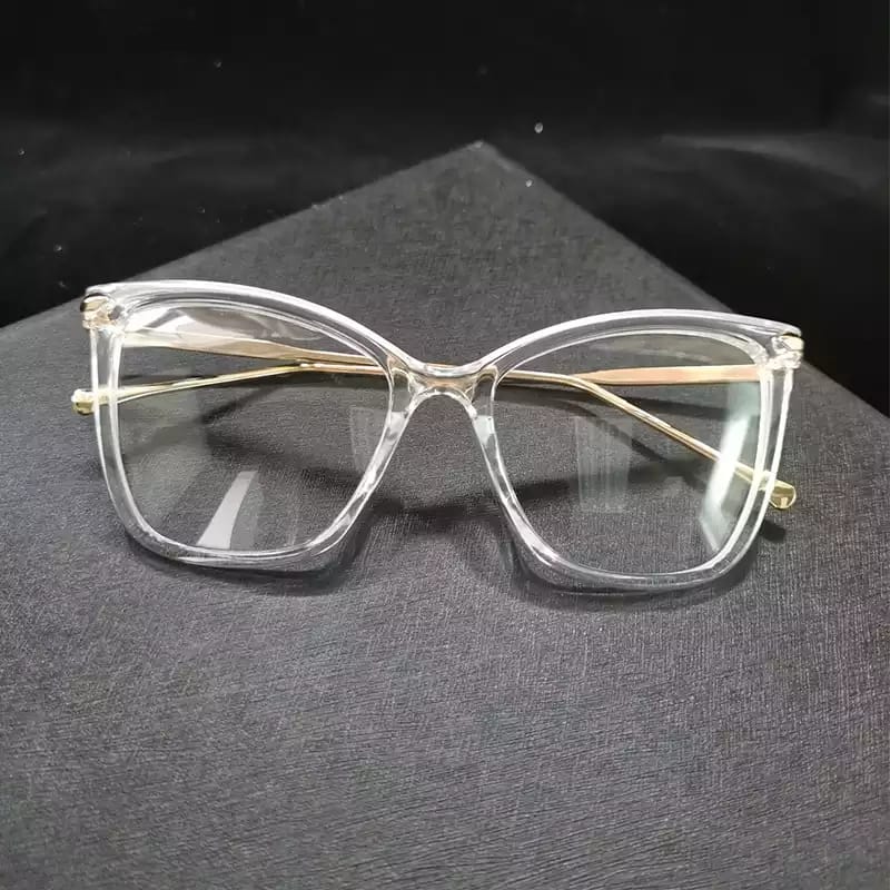 Butterfly Women Bold Eyeglasses second image