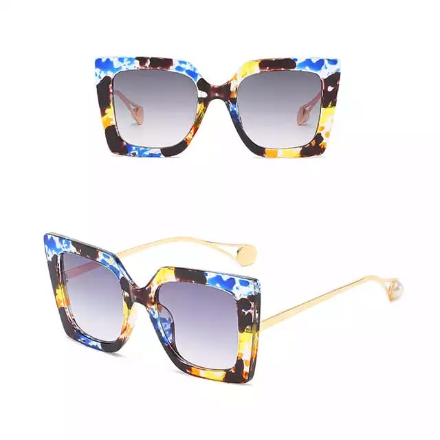 Chicky Bold Square Shades with Metal Handle Image