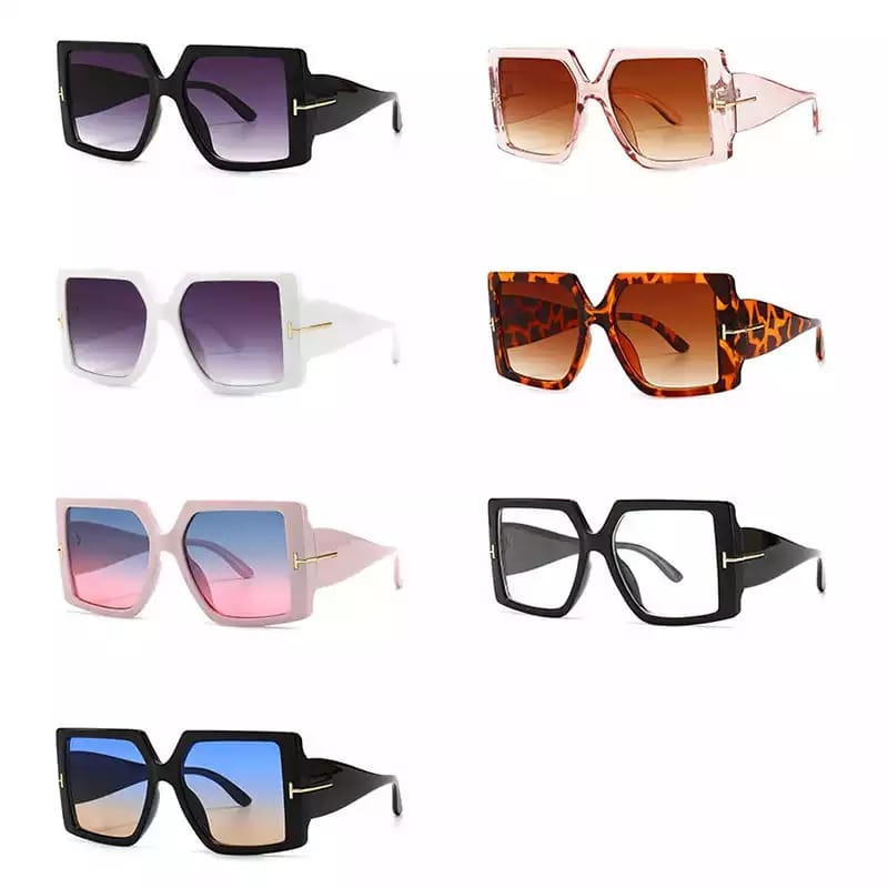 Bold Square Women Suglasses second image