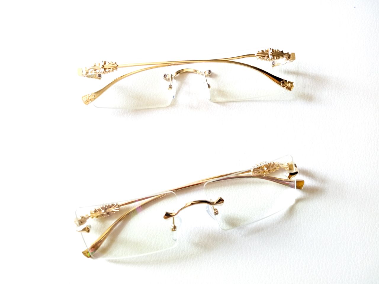 Fashionable Men Rimless Eyeglasses second image