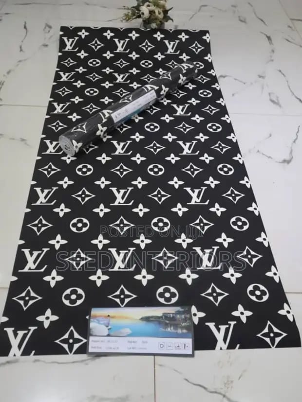 Elegant Wall Art Wallpaper #4 image