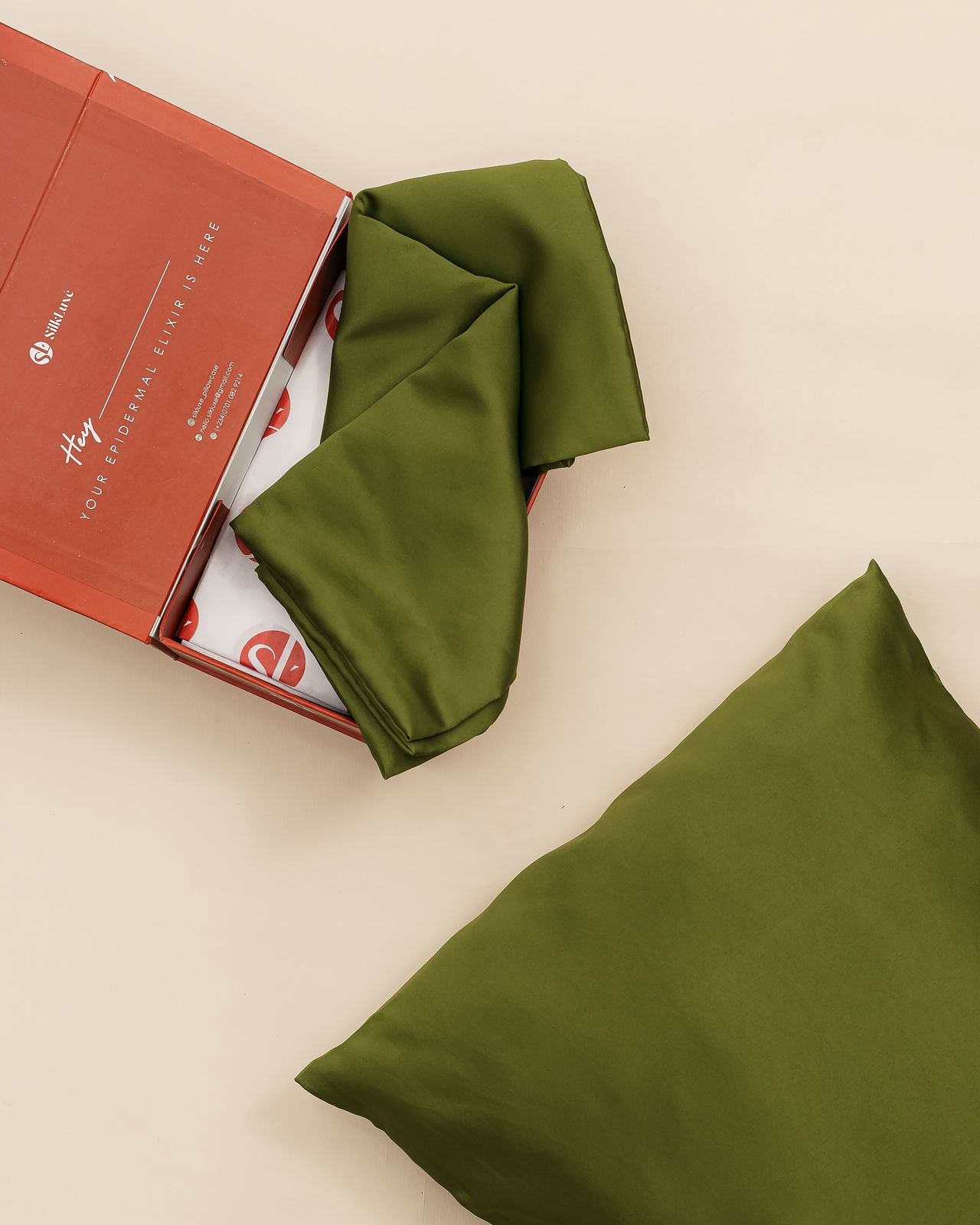 Green Silk Pillowcase image