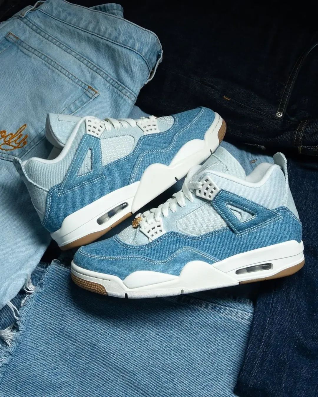 Air Jordan 4 "Denim" — Premium Indigo image