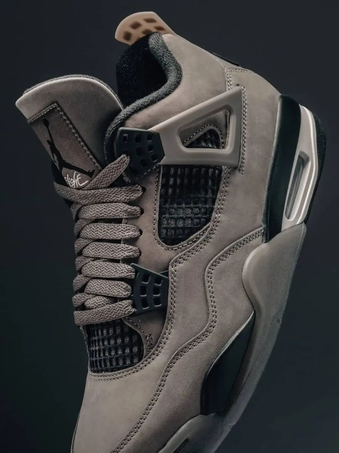 Air Jordan 4 "Cool Grey" — Timeless Monochrome image
