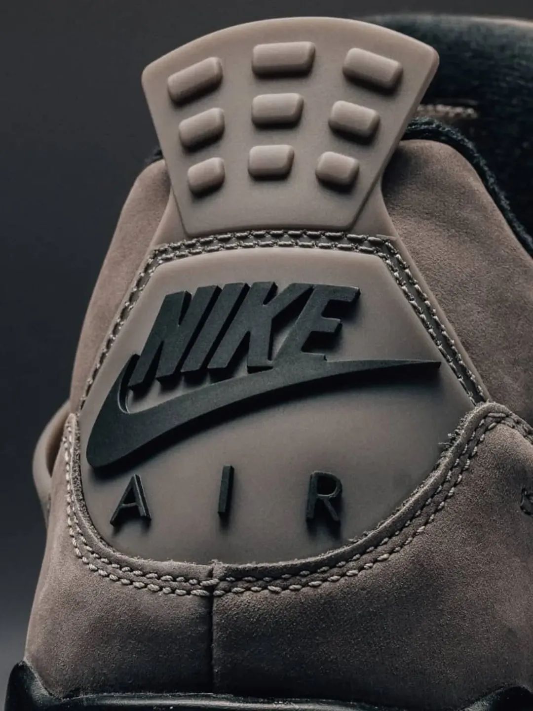 Air Jordan 4 "Cool Grey" — Timeless Monochrome image