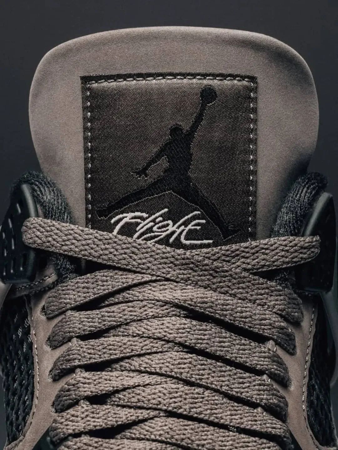 Air Jordan 4 "Cool Grey" — Timeless Monochrome image