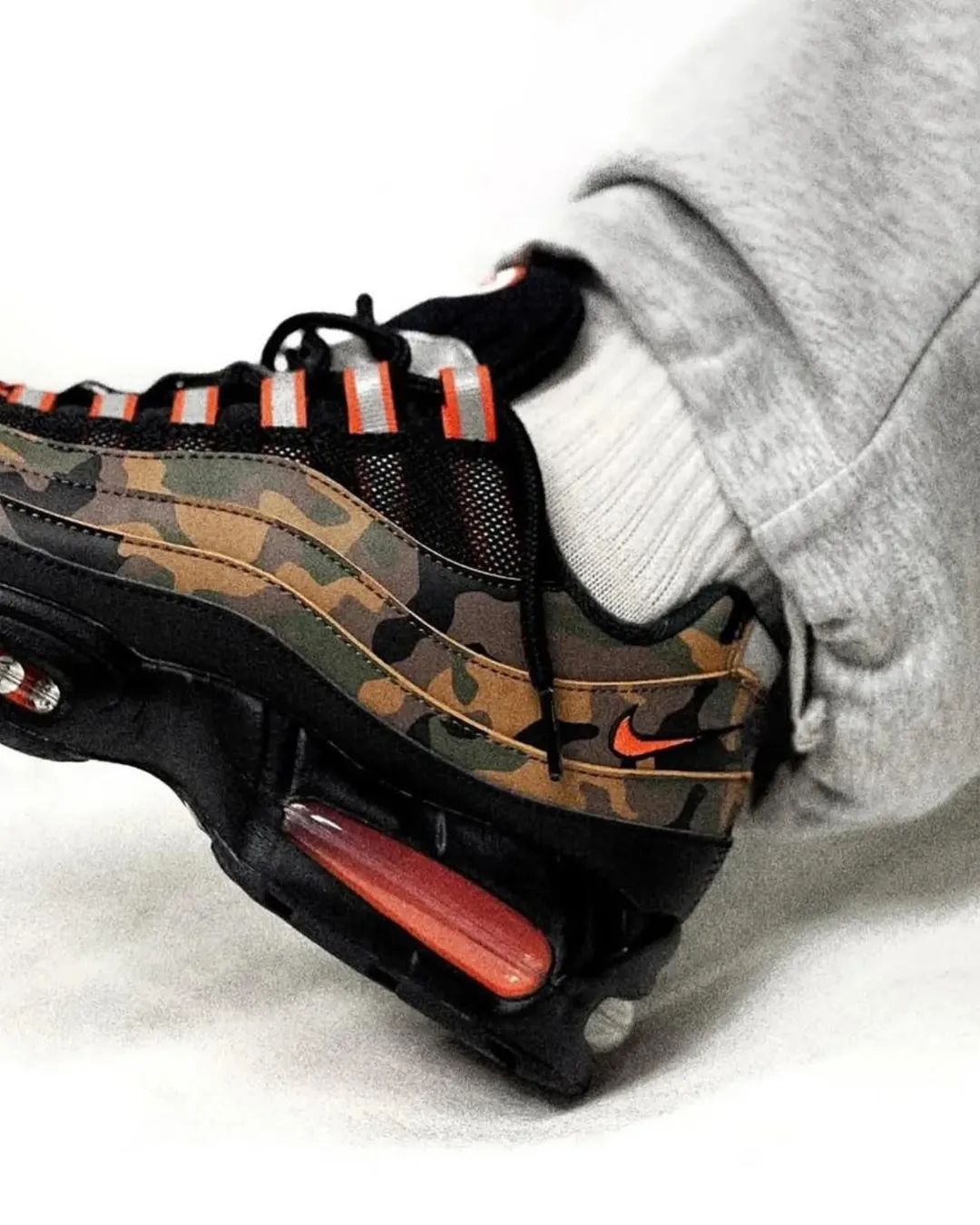 The "Stealth & Storm" Pack image