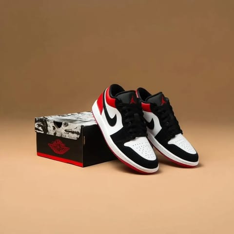 Air Jordan 1 Low "Black Toe"