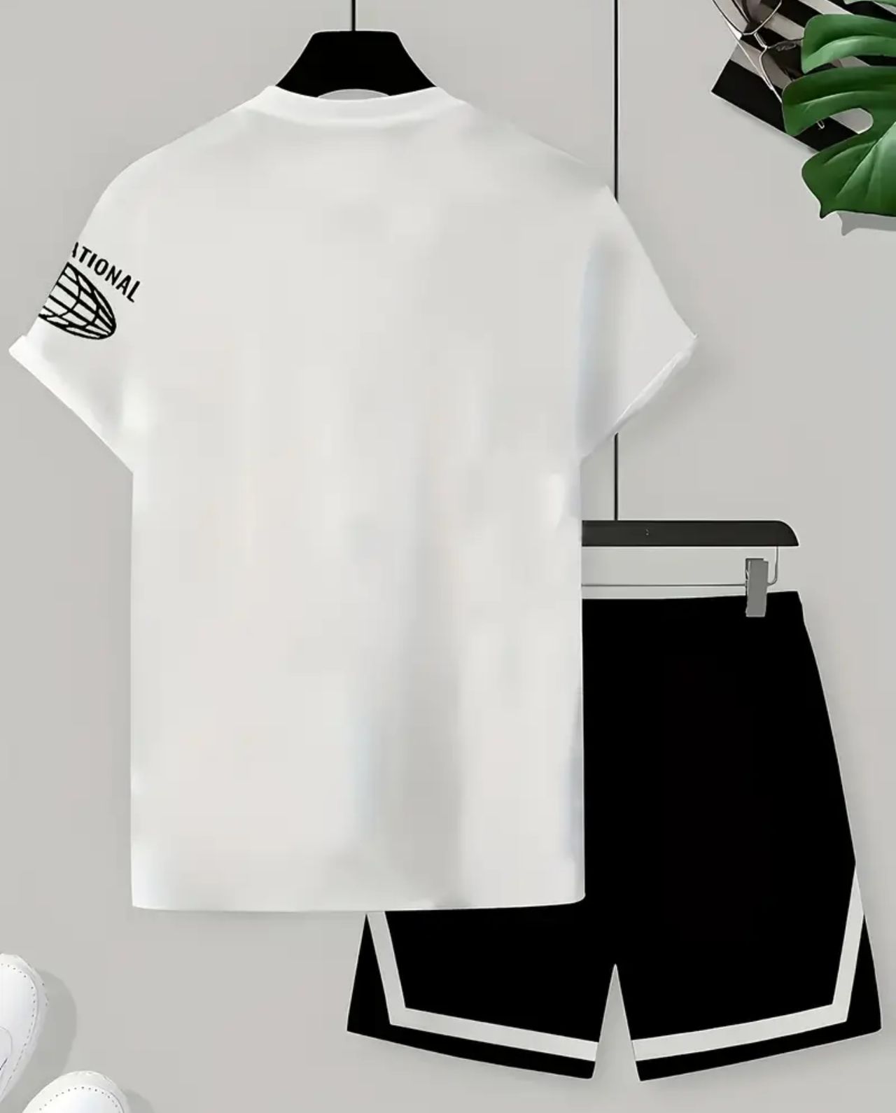 2pcs Set T-Shirt and Shorts | Los Angeles Letter Print, Basketball Training Outfit, 3D Print Technology, Upgraded Fabric, Comfortable and … image