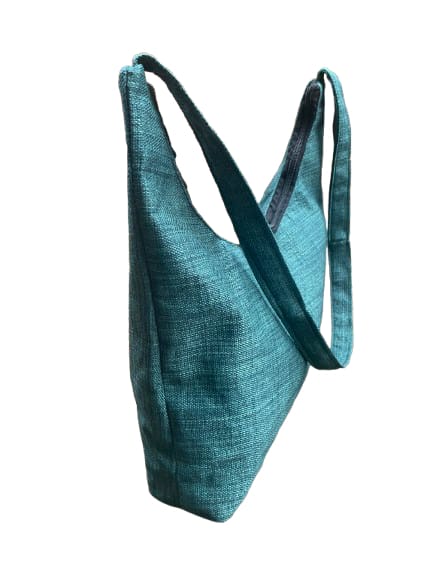 Fashionable unisex cross body /shoulder bag image