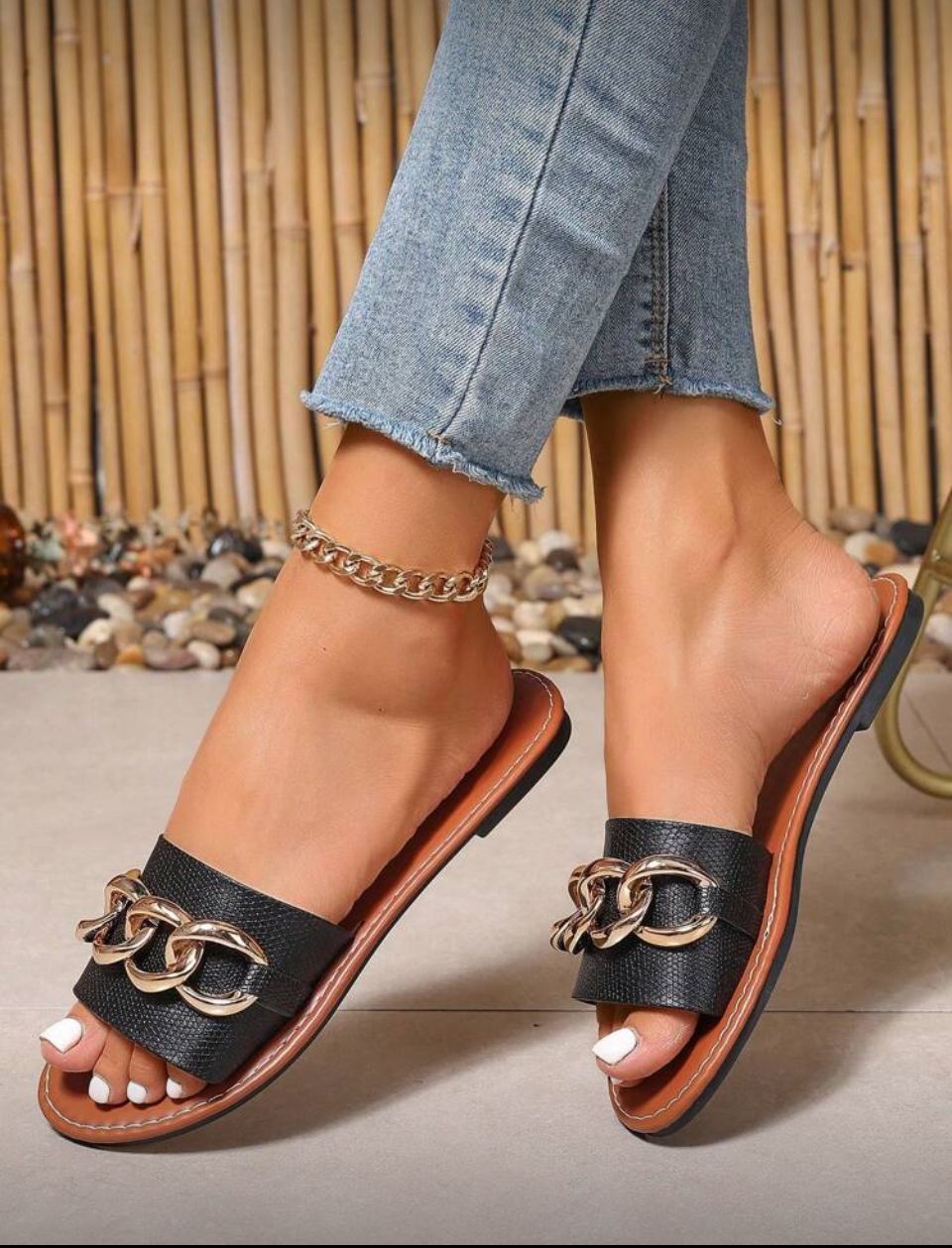 ZUMA CHAIN FLAT SLIPPERS second image