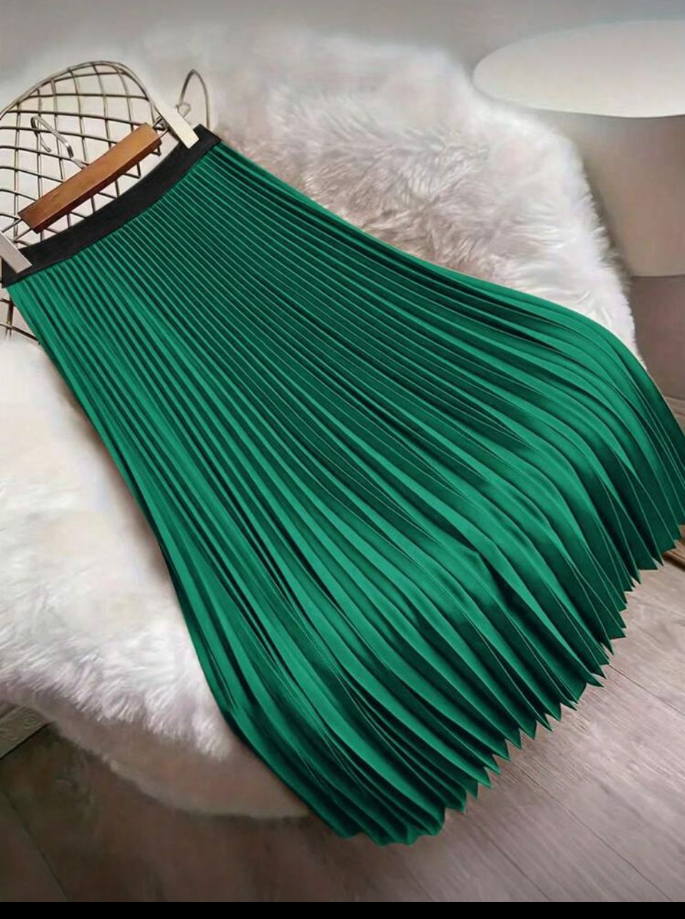 EKENE PLEATED SKIRT Image