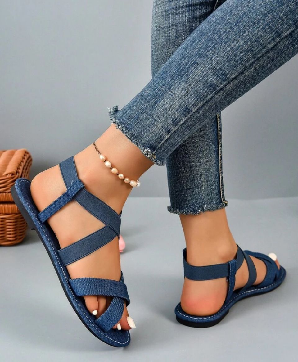 Lazudaafrique Women's Simple Ankle Strap Fashion Flat Sandals second image