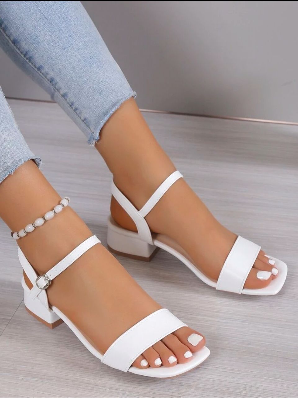 Women Ruched Detail Chunky Heeled Sandals, Elegant White Ankle Strap Sandals For Summer Valentines Image