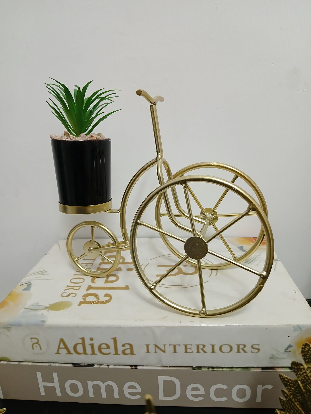 Nordic Bicycle Decor Image