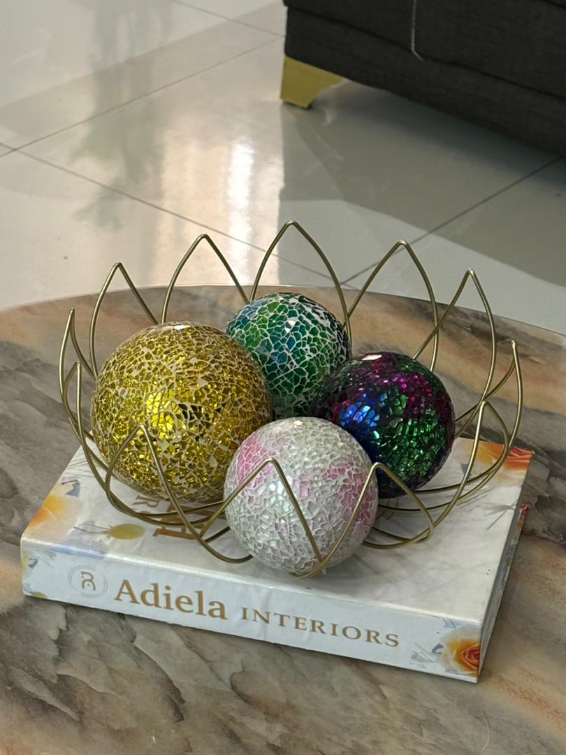 Mosaic Decorative Balls In Table Tray Image