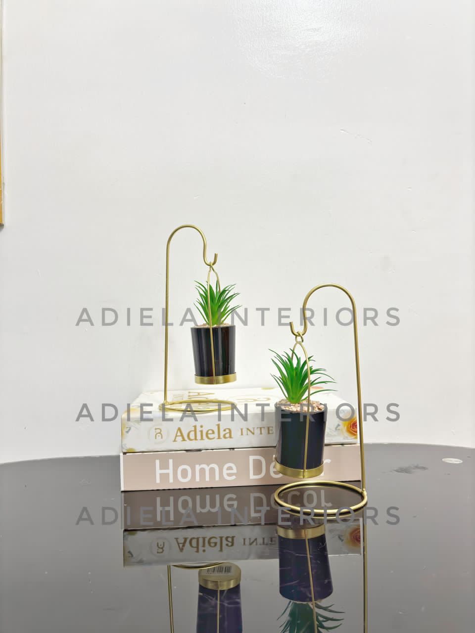 Hook Flower Decor Image