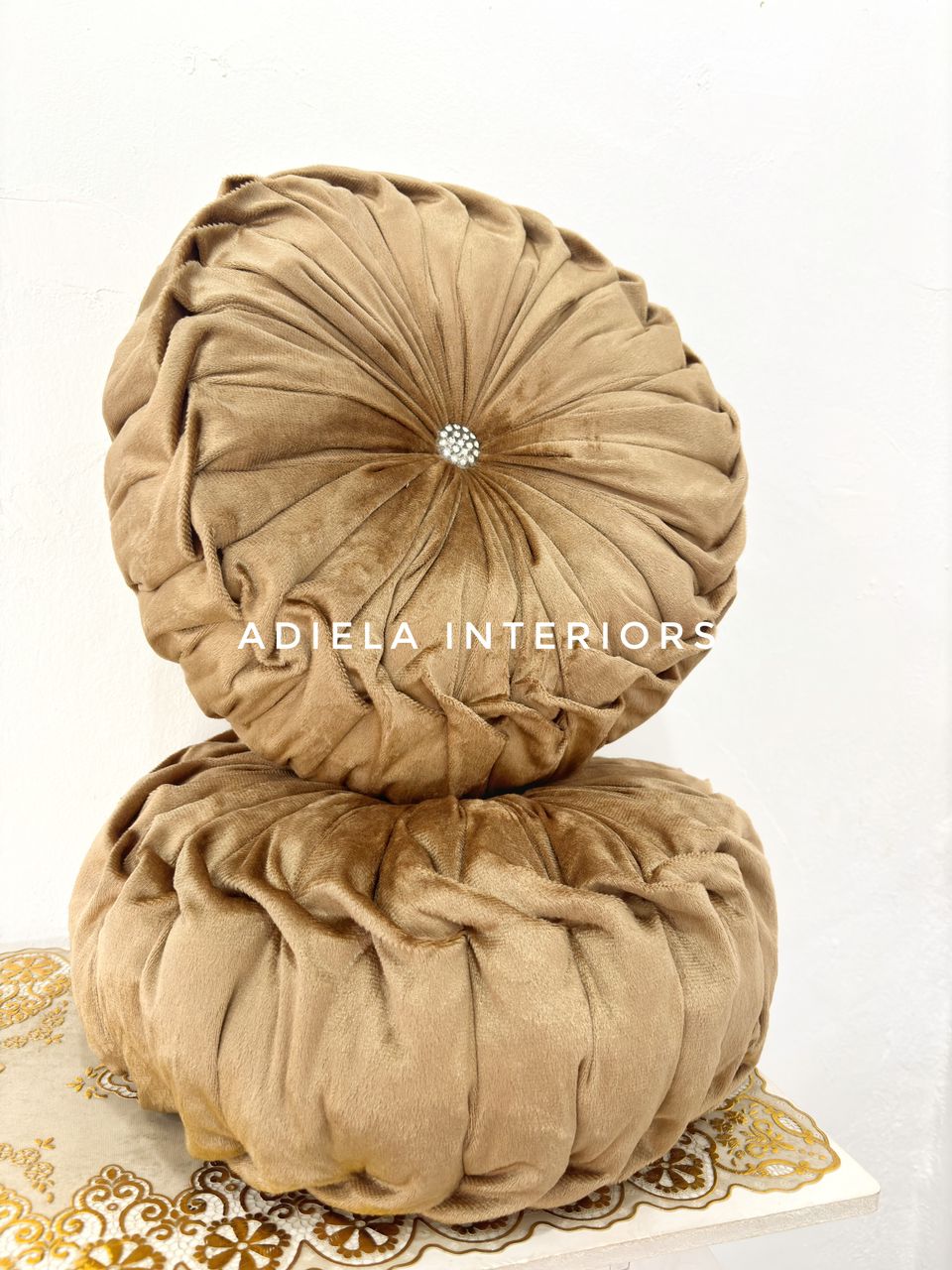 Round Twist Throw Pillow Image