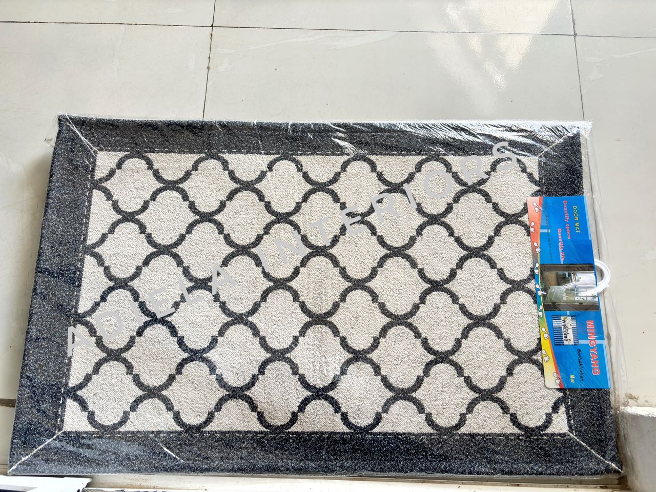 Patterned Foot Mat Image