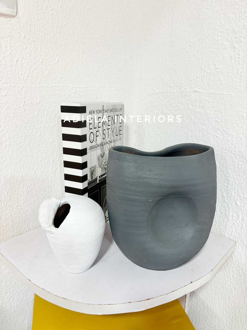 2pcs Ceramic Vase Image