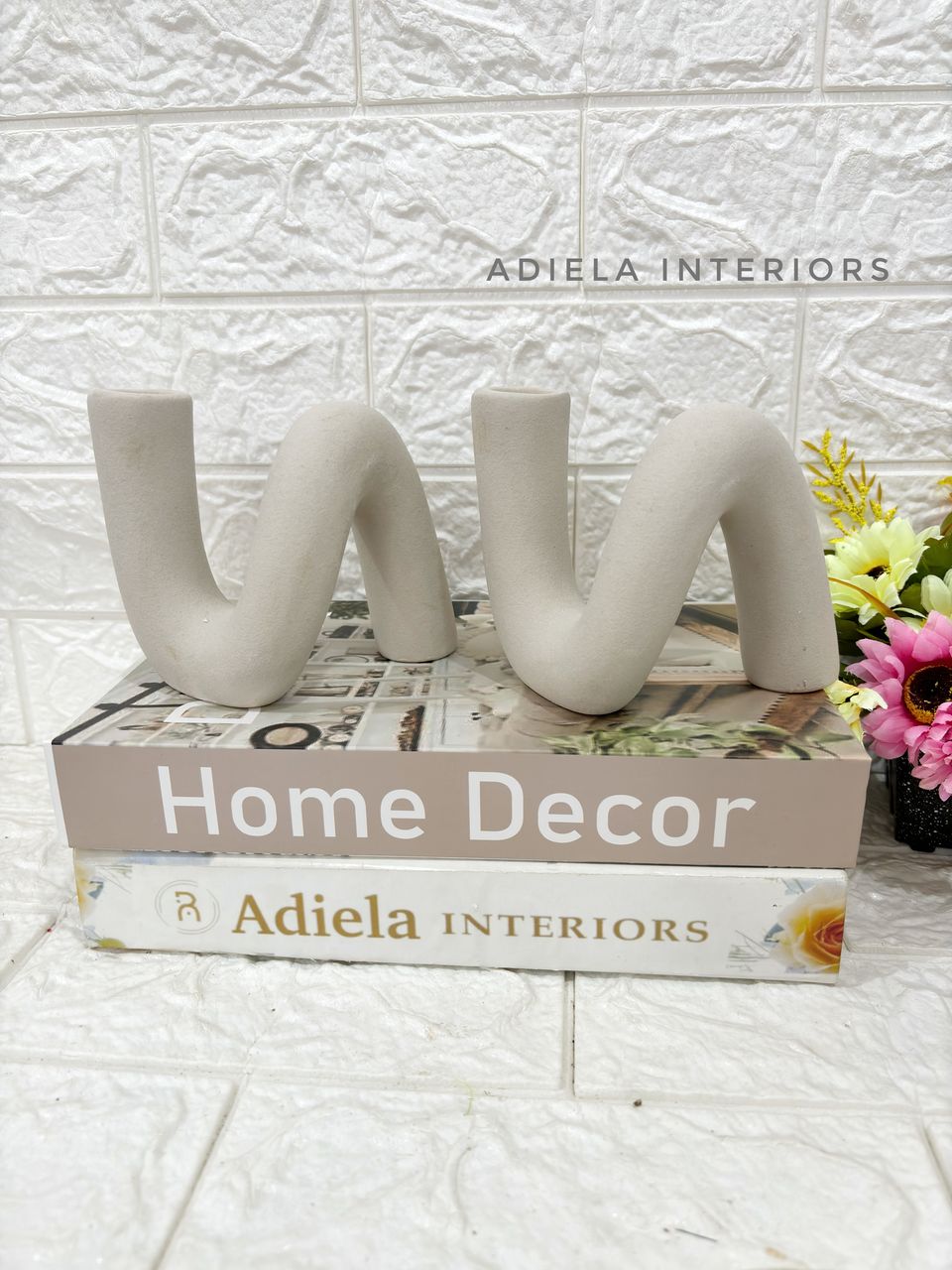 Mini "n" Ceramic Vase/Decor Image