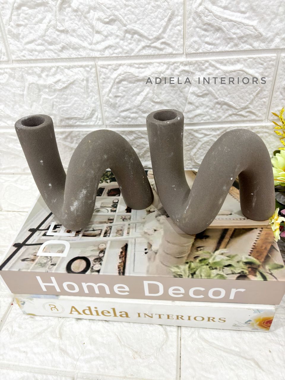 Mini "n" Ceramic Vase/Decor Image