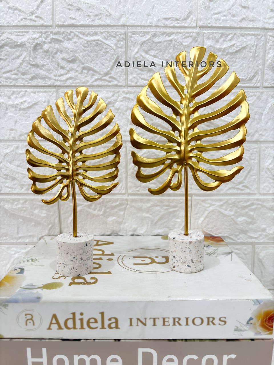 Metal Monstera Leaf Decor Image