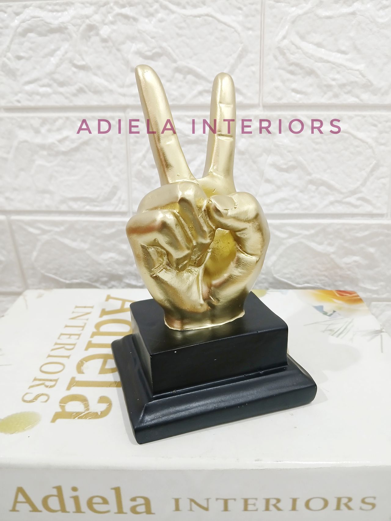 Hand Decor - Peace Sign Design Image