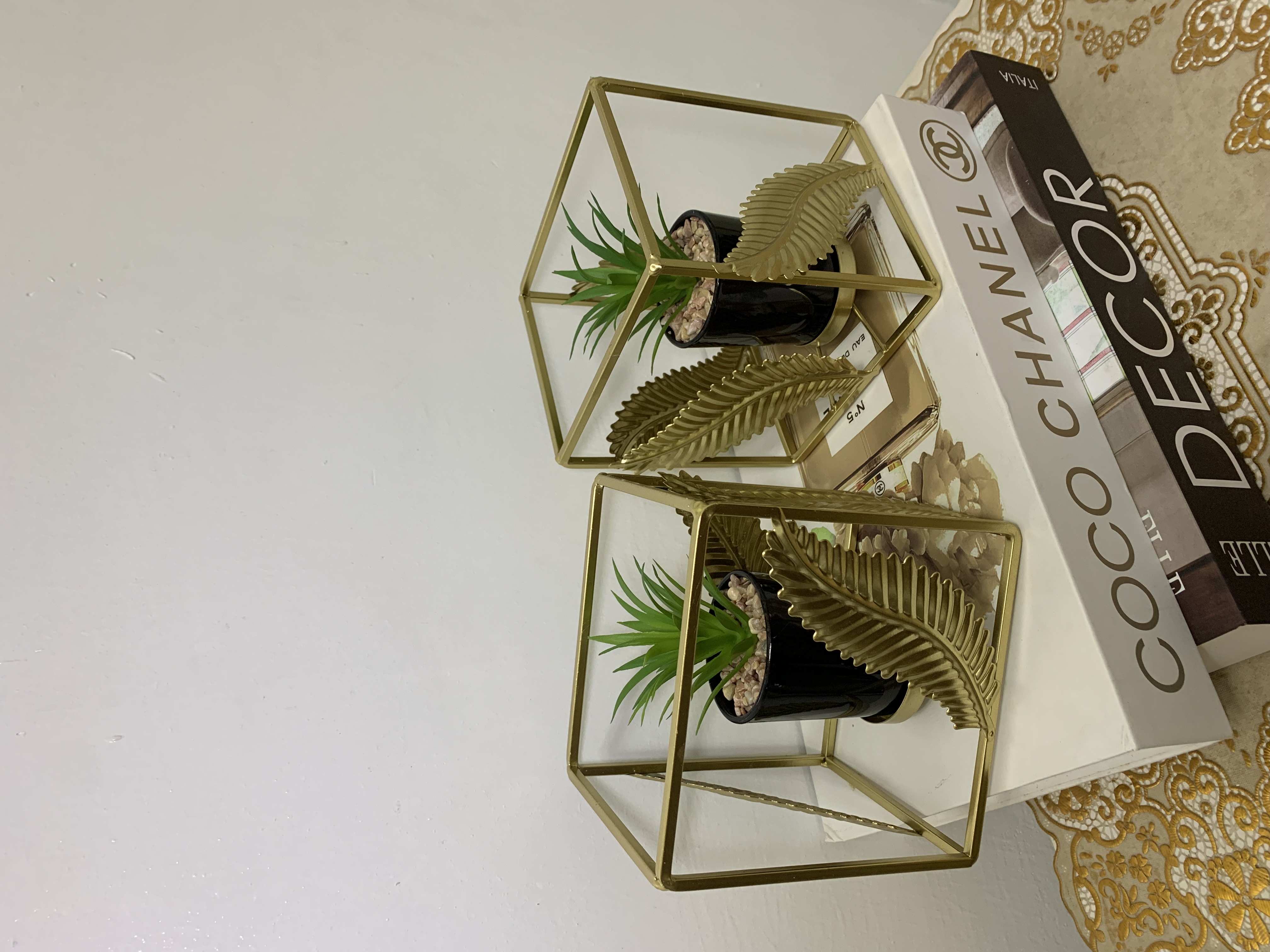 Flower Decor- Box cage design Image