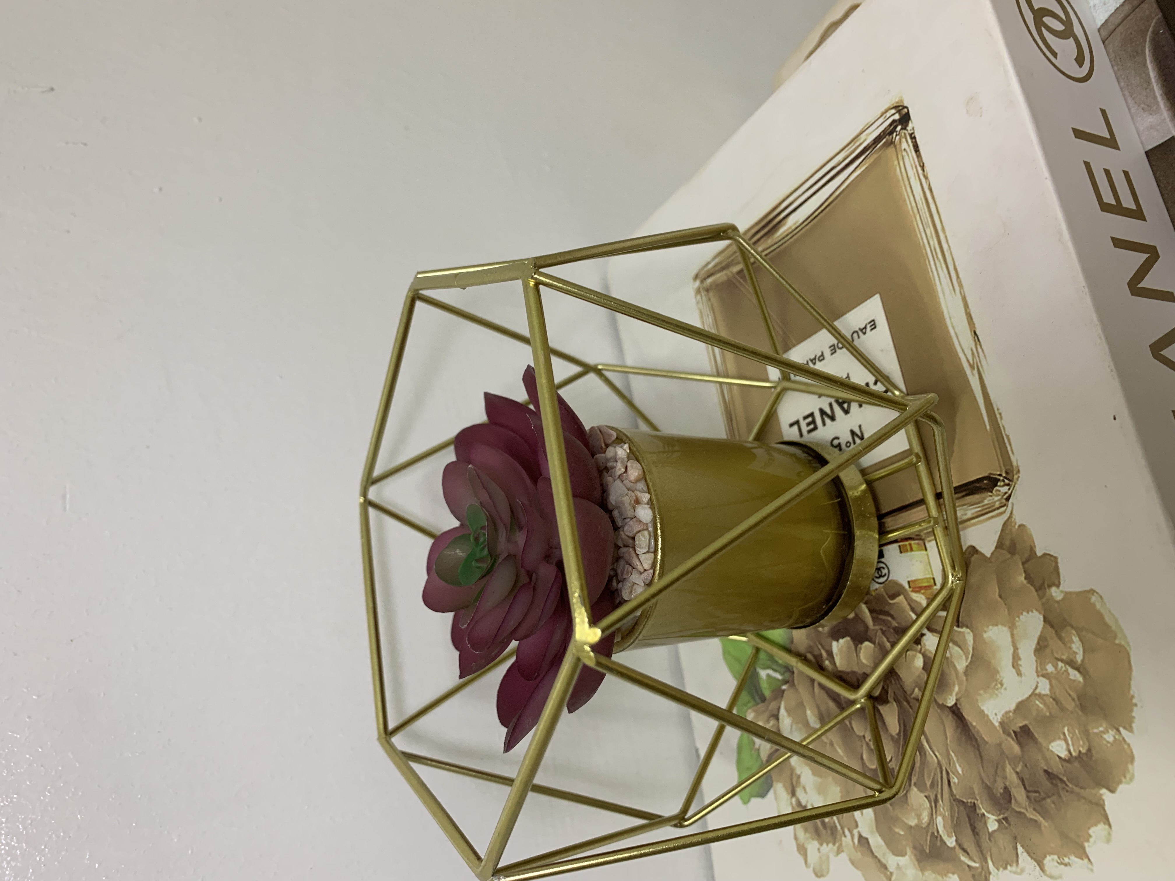 Hexagon Table Decor Image