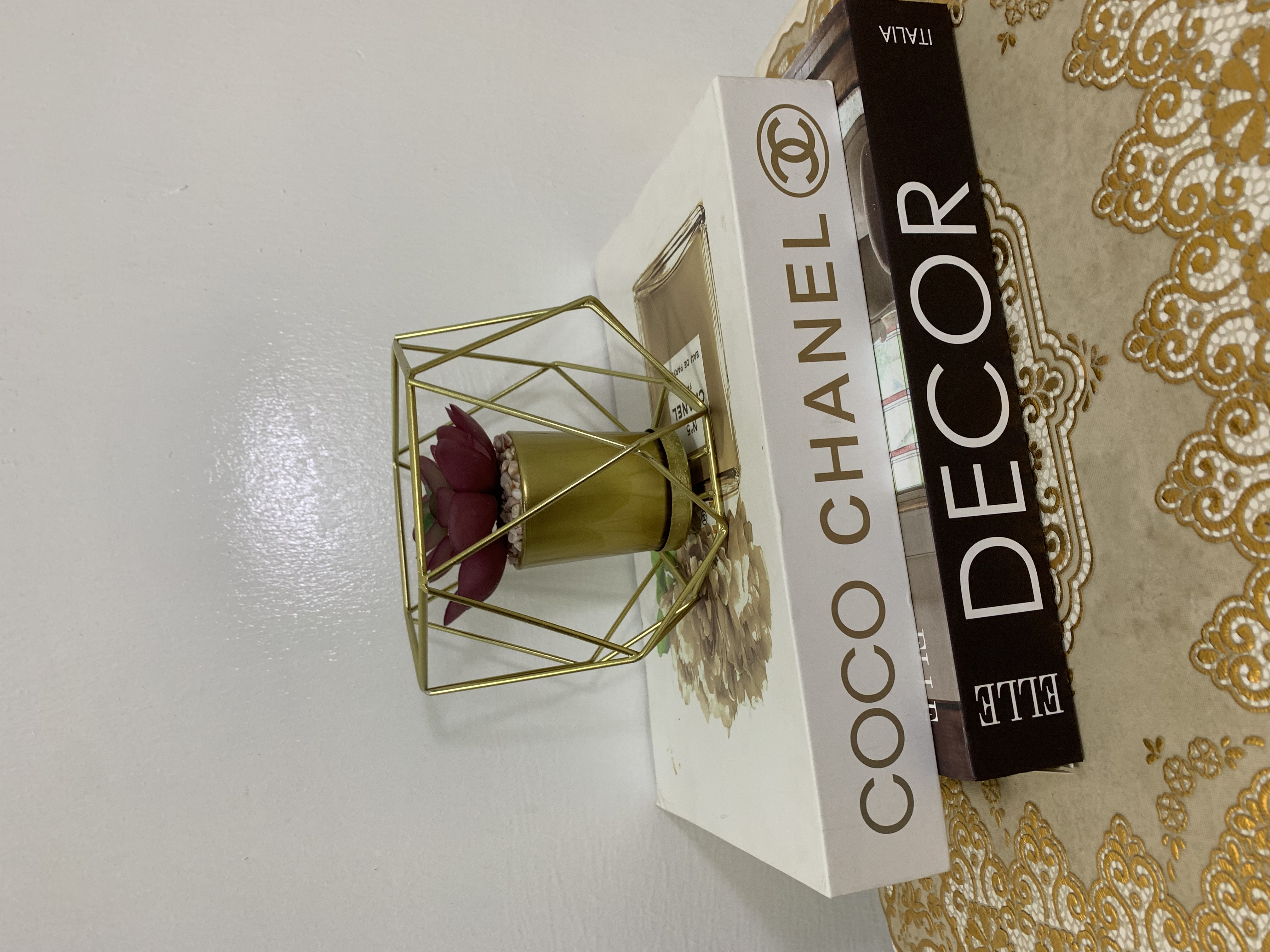 Hexagon Table Decor Image