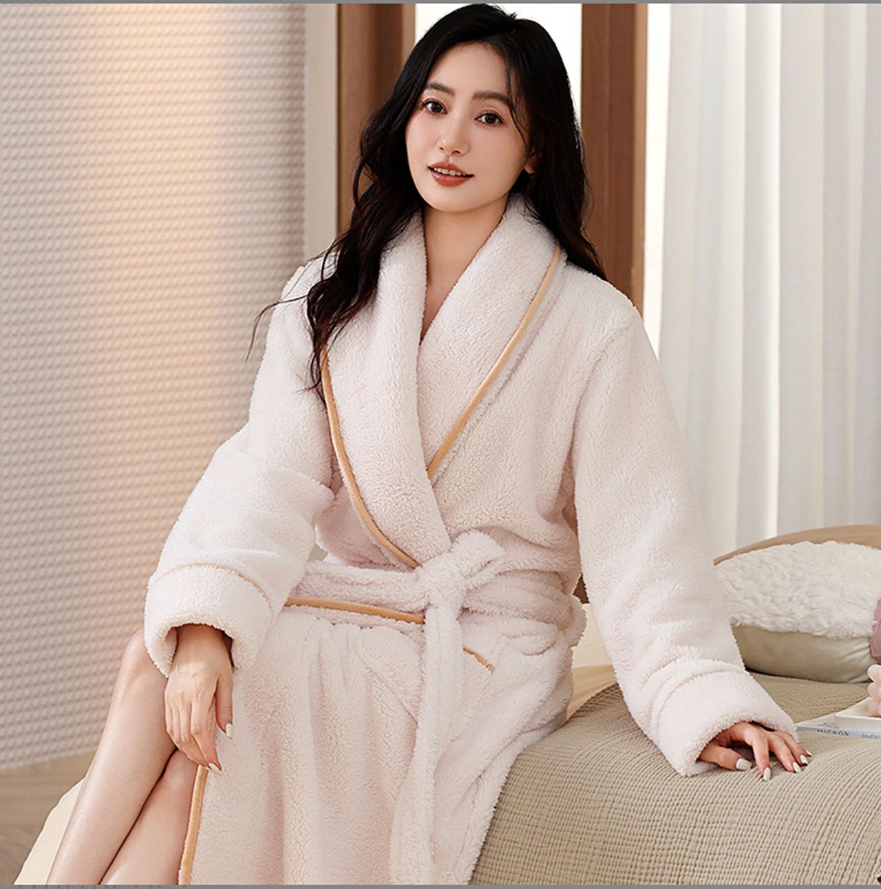 Luxury color Bathrobe Image