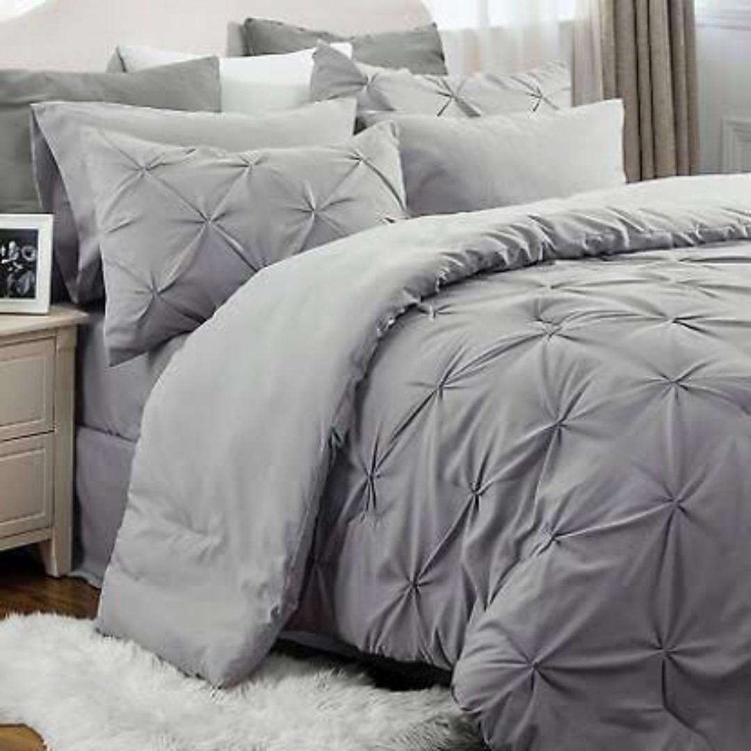 Pin tuck luxury beddings Image