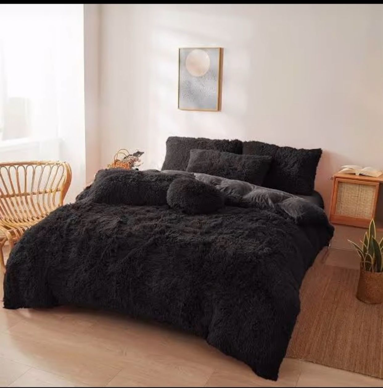 Faux fur Bedding Image