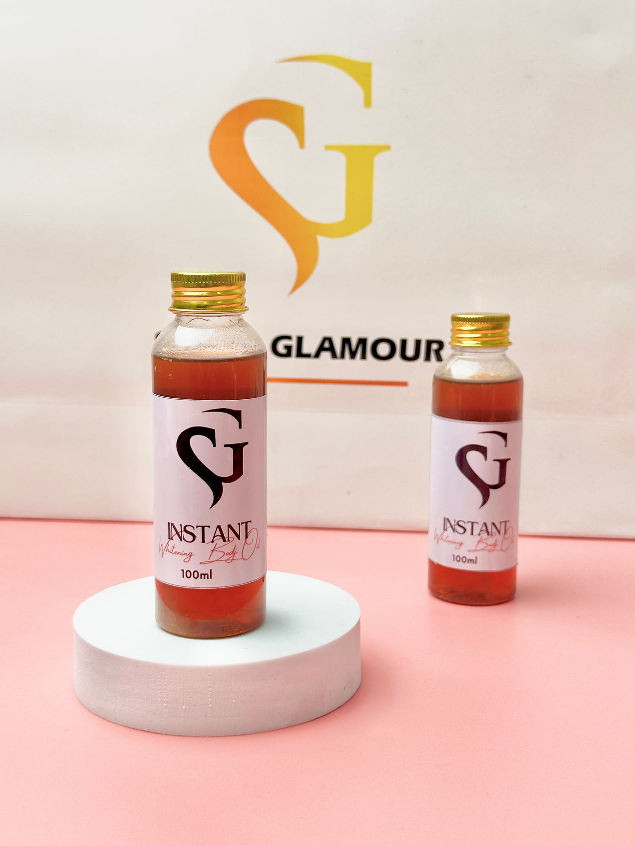 Instant Whitening Body Oil image