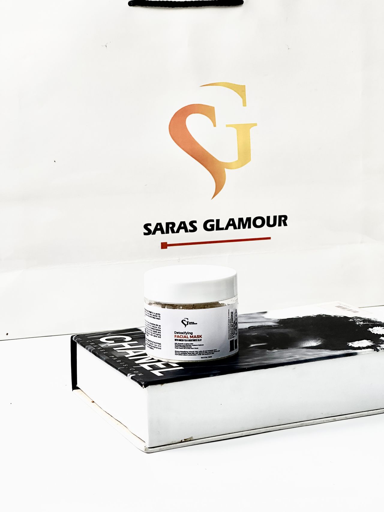 Detoxifying Facial Mask image