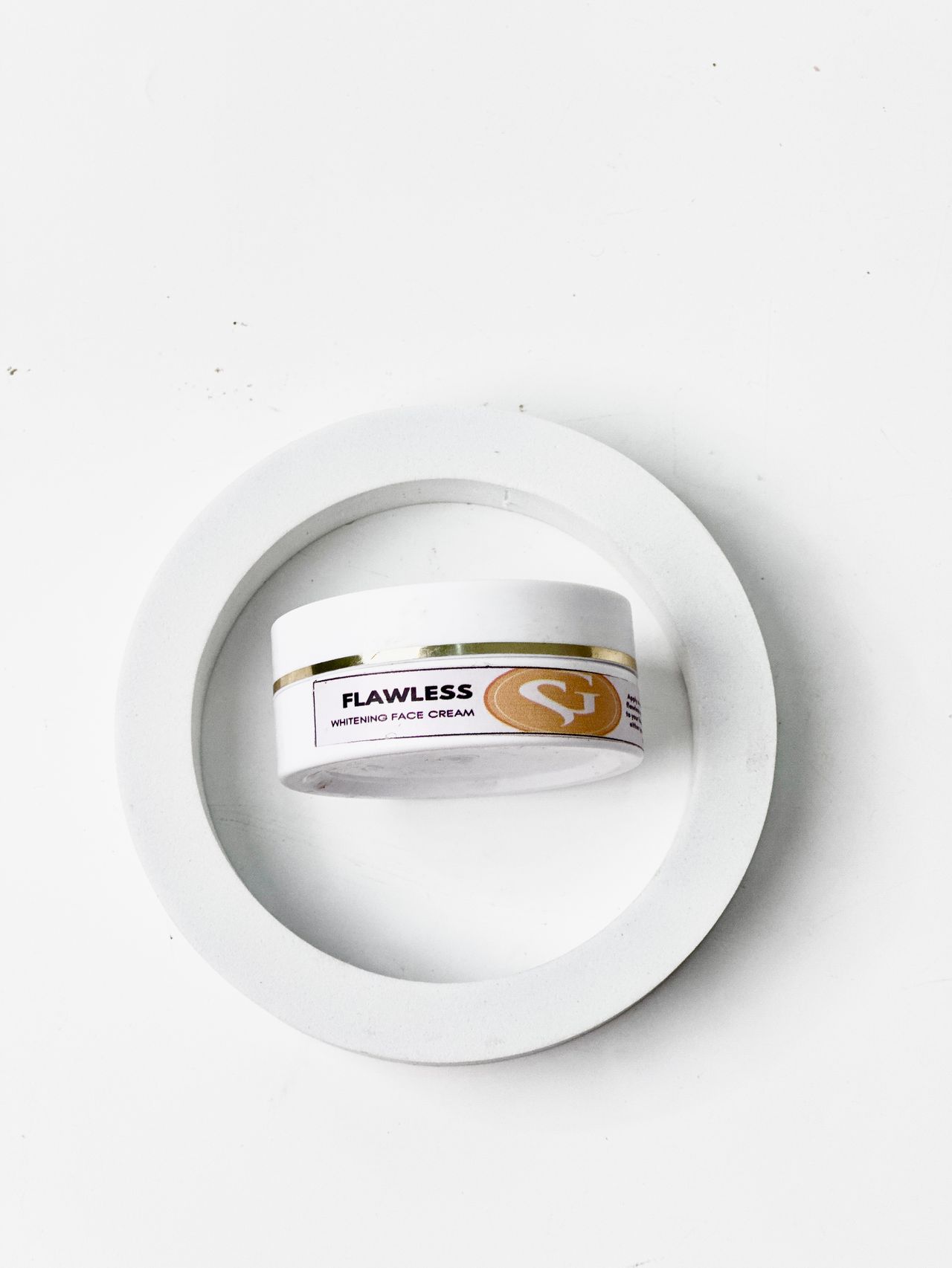 Flawless Whitening Face Cream image