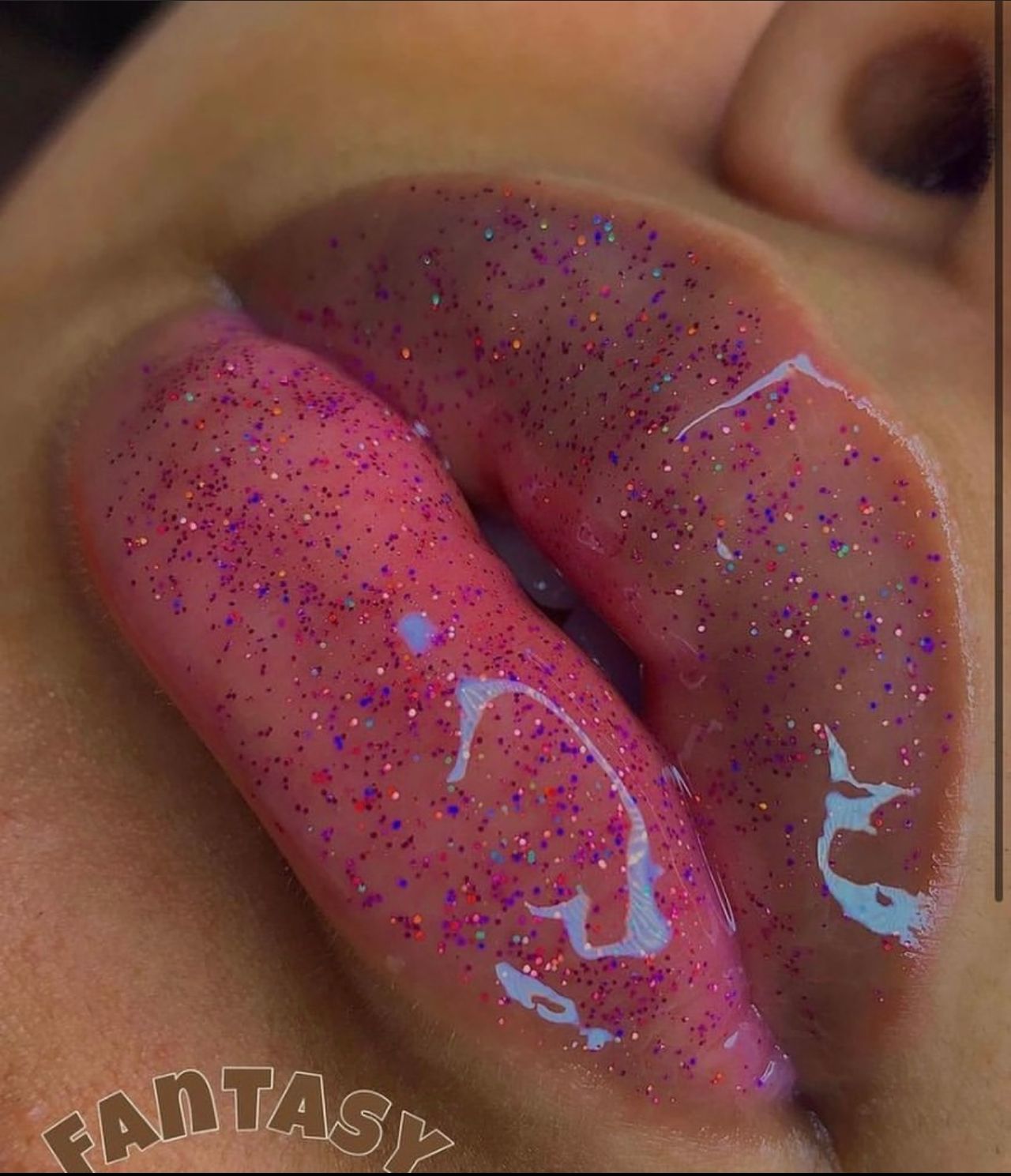Lip Glosses image
