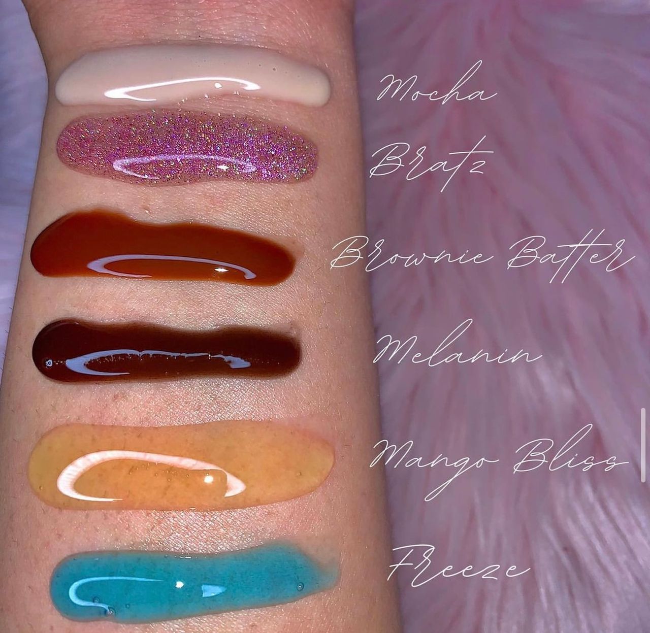 Lip Glosses image