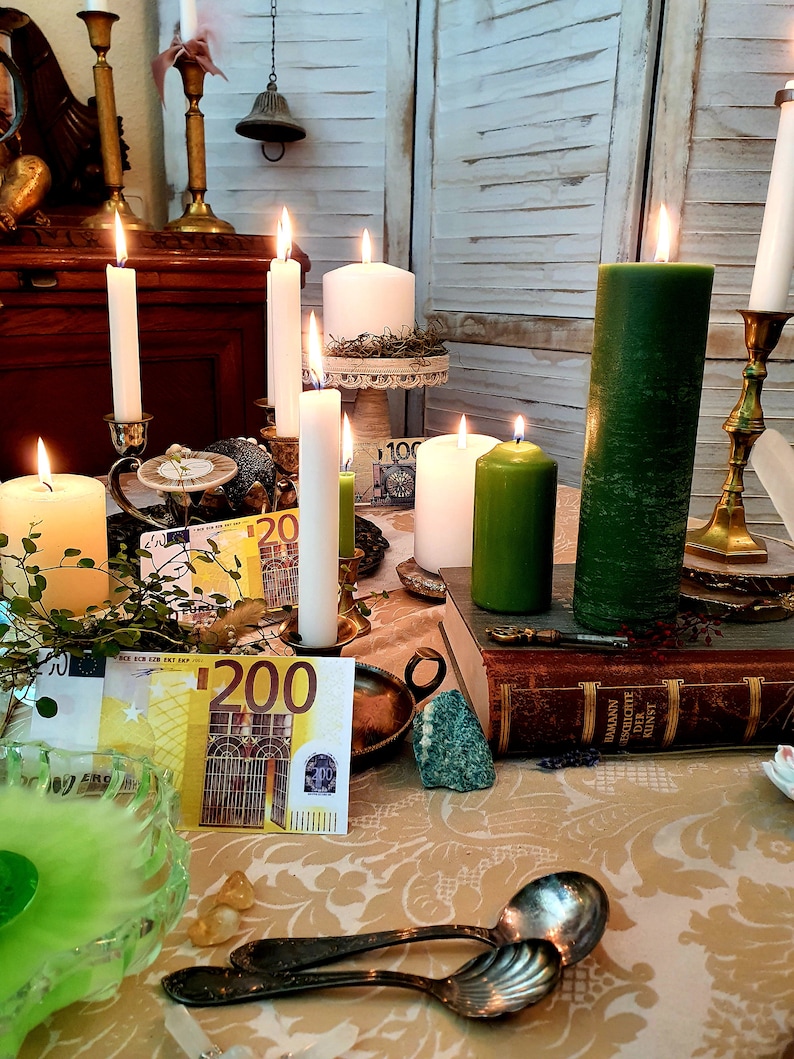 Ritual for more wealth, money magic, intercession for abundance, increasing money and attracting money