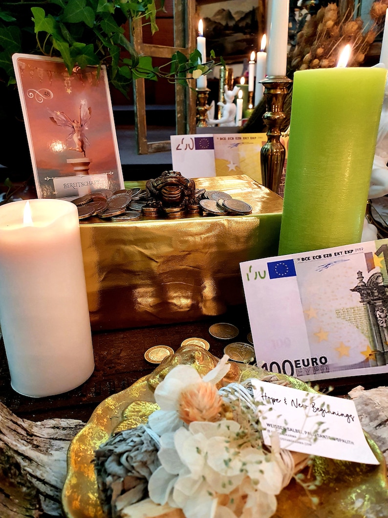 Ritual for more wealth, money magic, intercession for abundance, increasing money and attracting money image