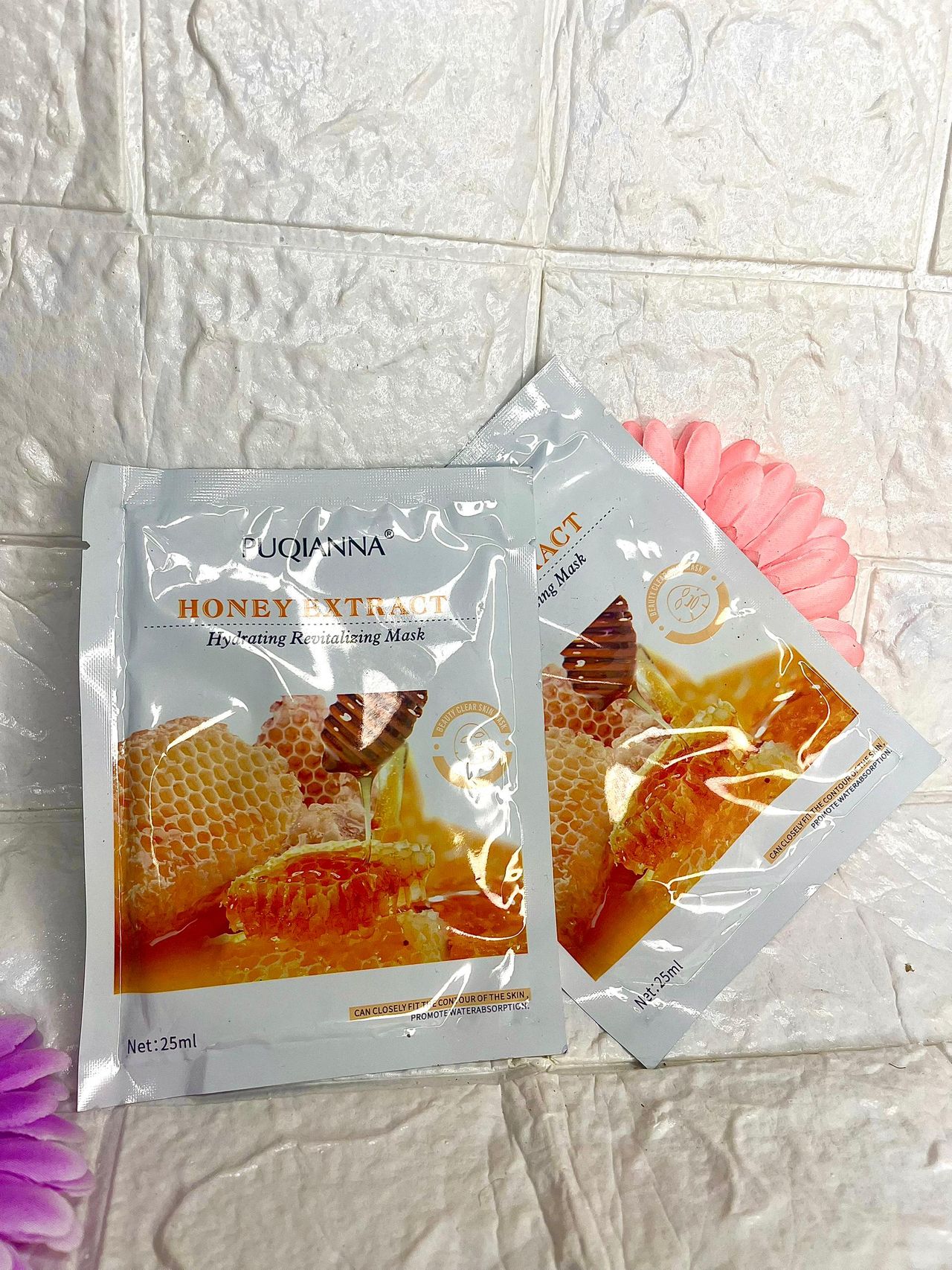 Honey Revitalizing Facial mask image