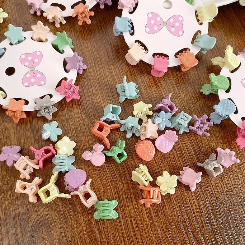 Children mini hair claw clips with hair tie image