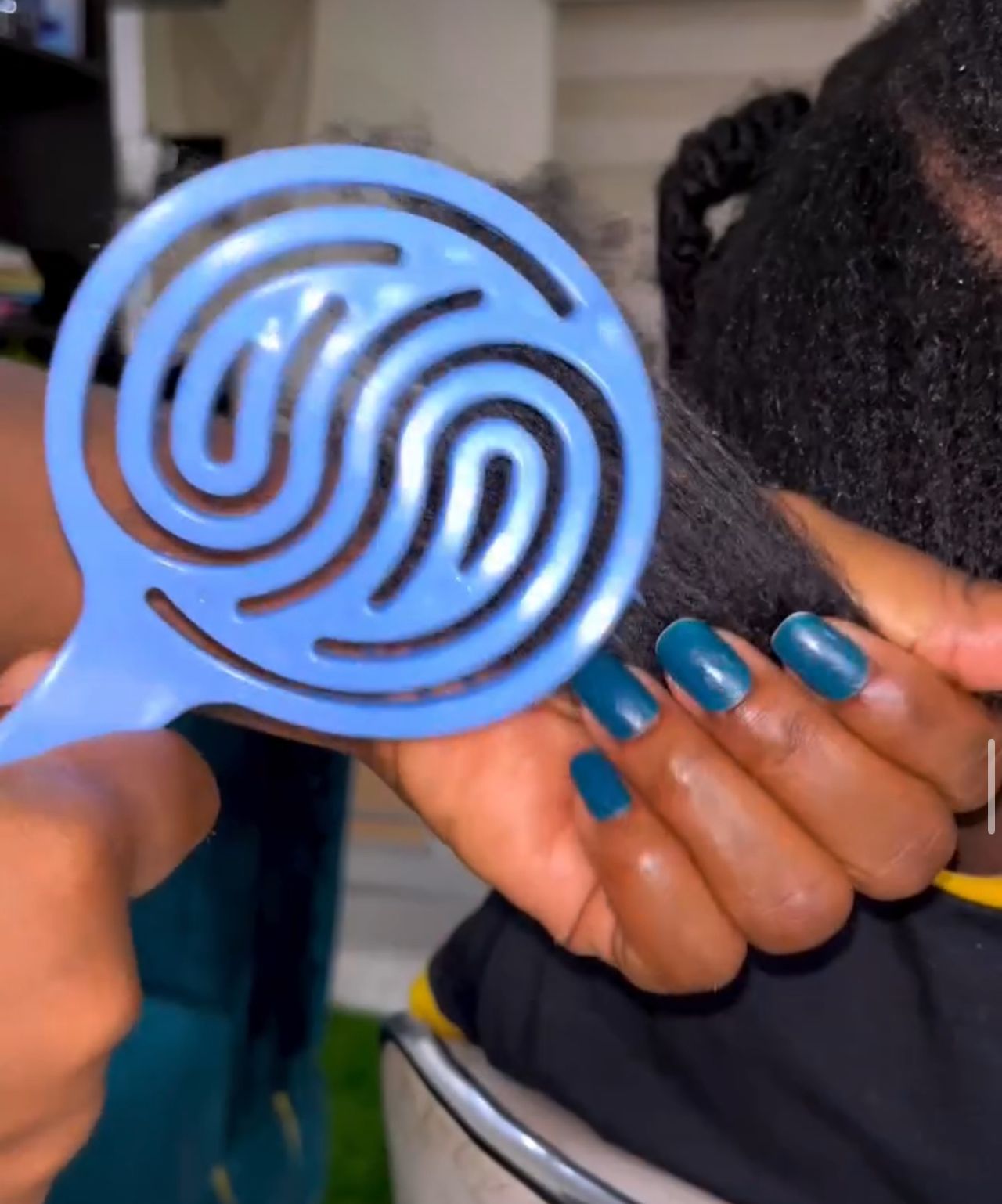 Hollow out detangling and scalp massage brush for all hair types image