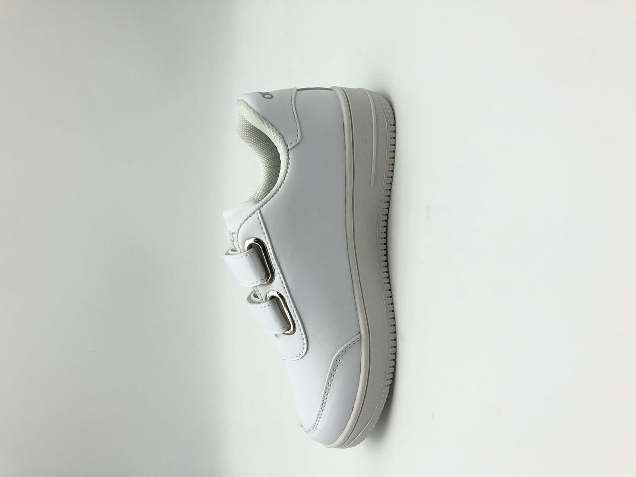 Azeus Giovanni Sports Sneakers Image